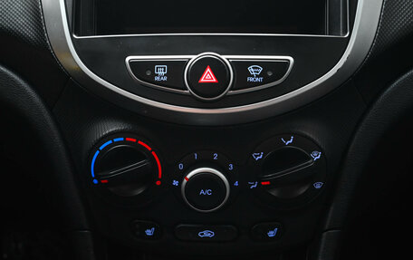 Hyundai Solaris II рестайлинг, 2014 год, 950 000 рублей, 14 фотография