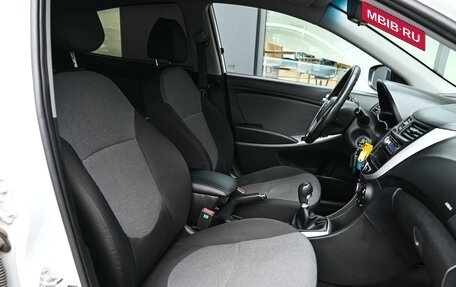 Hyundai Solaris II рестайлинг, 2014 год, 950 000 рублей, 12 фотография