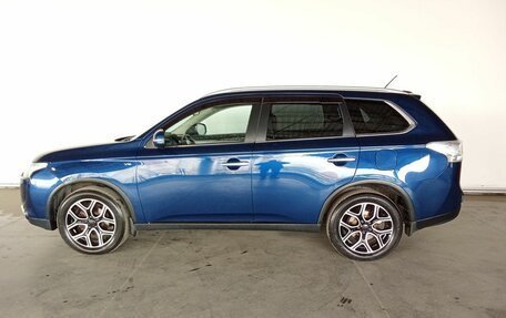 Mitsubishi Outlander III рестайлинг 3, 2014 год, 1 925 000 рублей, 7 фотография
