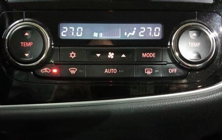 Mitsubishi Outlander III рестайлинг 3, 2014 год, 1 925 000 рублей, 14 фотография