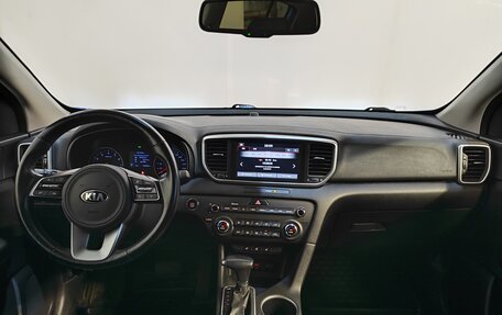 KIA Sportage IV рестайлинг, 2021 год, 2 139 000 рублей, 8 фотография