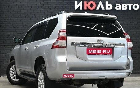 Toyota Land Cruiser Prado 150 рестайлинг 2, 2017 год, 4 780 000 рублей, 4 фотография