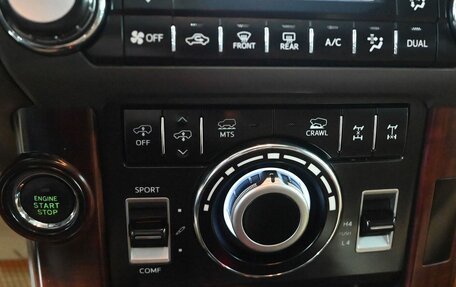 Toyota Land Cruiser Prado 150 рестайлинг 2, 2017 год, 4 780 000 рублей, 20 фотография