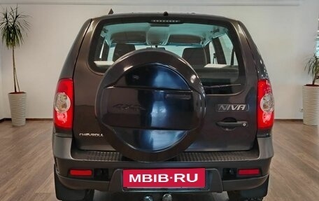 Chevrolet Niva I рестайлинг, 2019 год, 819 000 рублей, 5 фотография