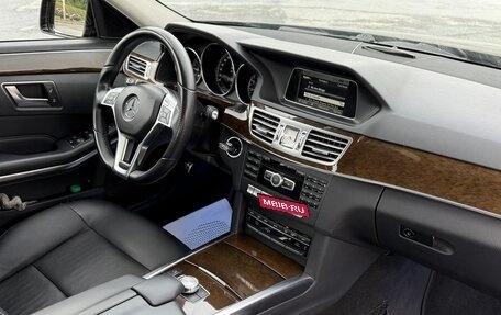 Mercedes-Benz E-Класс, 2013 год, 2 150 000 рублей, 3 фотография
