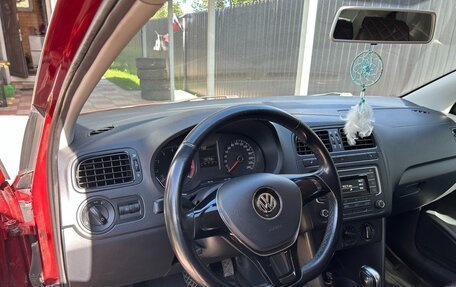 Volkswagen Polo VI (EU Market), 2016 год, 980 000 рублей, 6 фотография