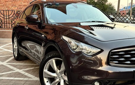 Infiniti FX II, 2009 год, 1 390 000 рублей, 3 фотография