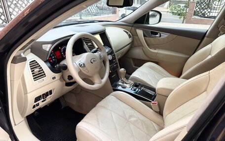 Infiniti FX II, 2009 год, 1 390 000 рублей, 15 фотография
