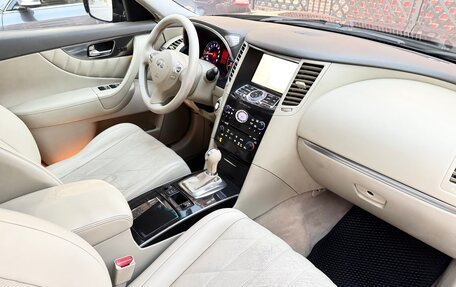 Infiniti FX II, 2009 год, 1 390 000 рублей, 22 фотография