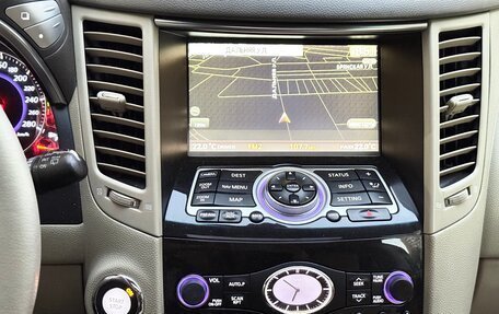Infiniti FX II, 2009 год, 1 390 000 рублей, 31 фотография