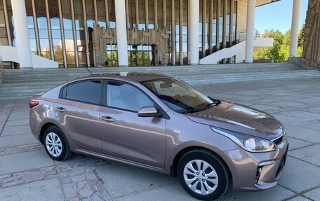 KIA Rio IV, 2019 год, 1 350 000 рублей, 2 фотография