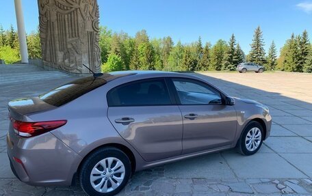 KIA Rio IV, 2019 год, 1 350 000 рублей, 4 фотография