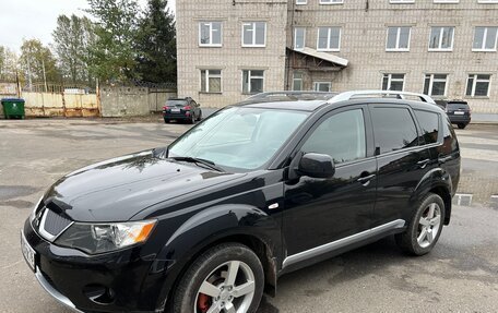 Mitsubishi Outlander III рестайлинг 3, 2008 год, 950 000 рублей, 1 фотография