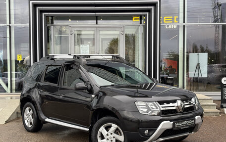Renault Duster I рестайлинг, 2017 год, 1 349 000 рублей, 3 фотография