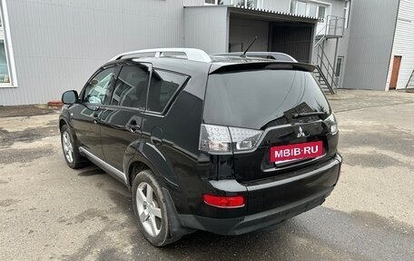 Mitsubishi Outlander III рестайлинг 3, 2008 год, 950 000 рублей, 3 фотография