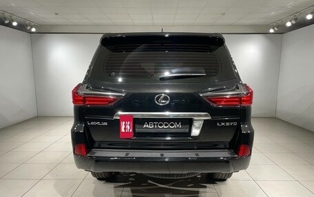 Lexus LX III, 2017 год, 7 790 000 рублей, 6 фотография