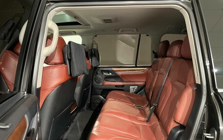 Lexus LX III, 2017 год, 7 790 000 рублей, 18 фотография