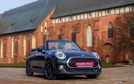 MINI Cabrio, 2018 год, 1 900 000 рублей, 3 фотография