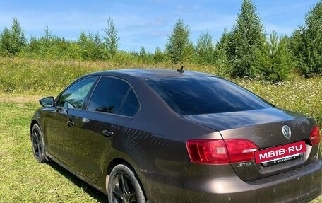Volkswagen Jetta VI, 2011 год, 815 000 рублей, 4 фотография