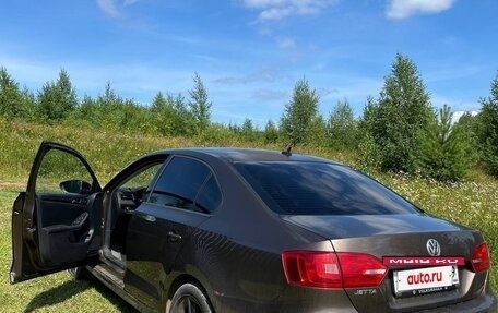 Volkswagen Jetta VI, 2011 год, 815 000 рублей, 9 фотография