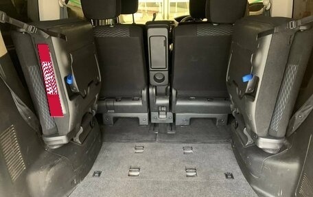Nissan Serena IV, 2012 год, 1 200 000 рублей, 8 фотография