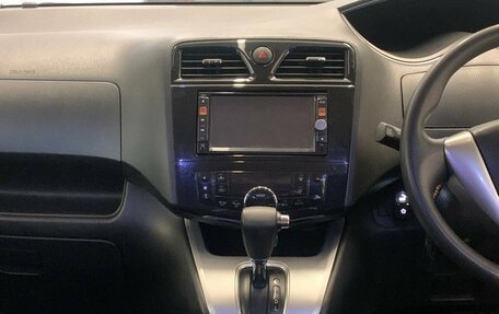Nissan Serena IV, 2012 год, 1 200 000 рублей, 13 фотография