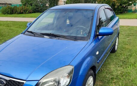 KIA Rio II, 2011 год, 690 000 рублей, 1 фотография