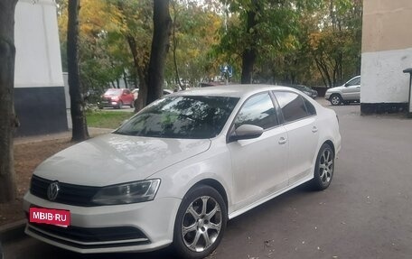 Volkswagen Jetta VI, 2015 год, 1 150 000 рублей, 1 фотография