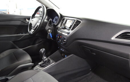 Hyundai Solaris II рестайлинг, 2019 год, 1 120 000 рублей, 9 фотография