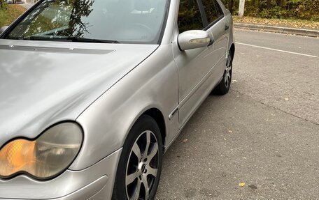 Mercedes-Benz C-Класс, 2001 год, 400 000 рублей, 2 фотография