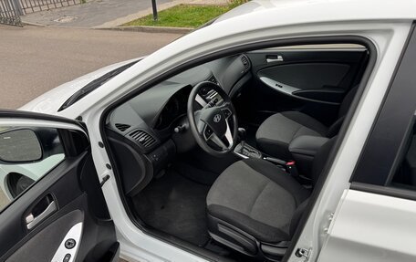 Hyundai Solaris II рестайлинг, 2014 год, 925 000 рублей, 9 фотография