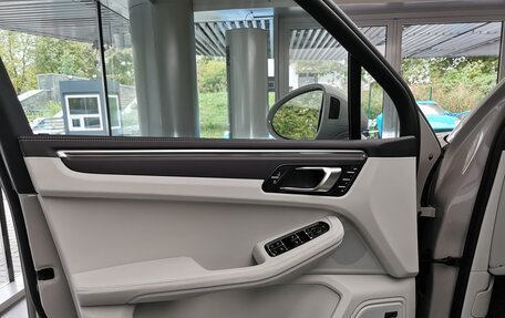 Porsche Macan I рестайлинг, 2025 год, 11 480 000 рублей, 9 фотография