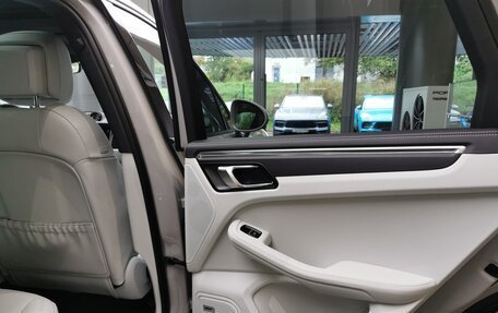 Porsche Macan I рестайлинг, 2025 год, 11 480 000 рублей, 17 фотография