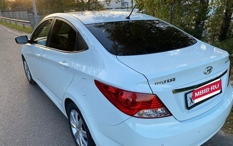 Hyundai Solaris II рестайлинг, 2012 год, 930 000 рублей, 4 фотография
