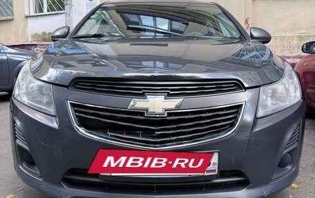 Chevrolet Cruze II, 2013 год, 650 000 рублей, 3 фотография