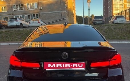 BMW 5 серия, 2017 год, 3 090 000 рублей, 3 фотография