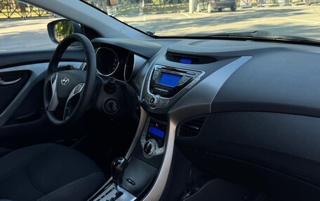 Hyundai Elantra V, 2012 год, 970 000 рублей, 10 фотография