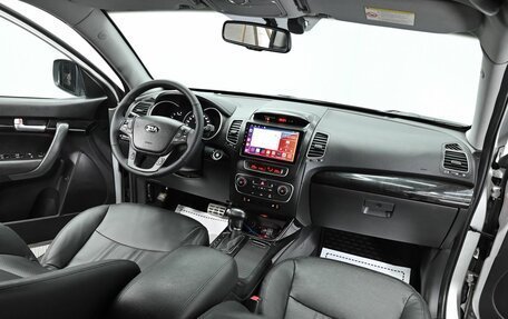 KIA Sorento II рестайлинг, 2019 год, 2 195 000 рублей, 16 фотография
