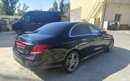 Mercedes-Benz E-Класс, 2019 год, 4 300 000 рублей, 3 фотография