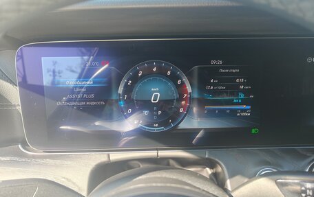 Mercedes-Benz E-Класс, 2019 год, 4 300 000 рублей, 10 фотография