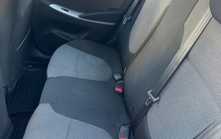 Hyundai Solaris II рестайлинг, 2012 год, 820 000 рублей, 8 фотография