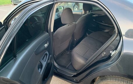 Toyota Corolla, 2011 год, 850 000 рублей, 7 фотография