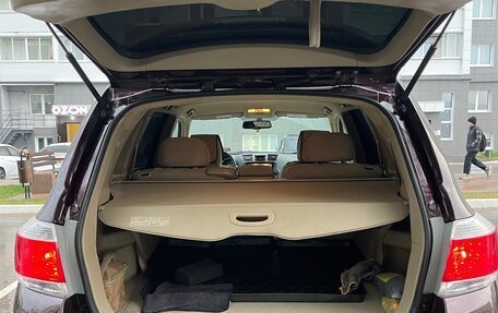 Toyota Highlander III, 2010 год, 1 635 000 рублей, 19 фотография