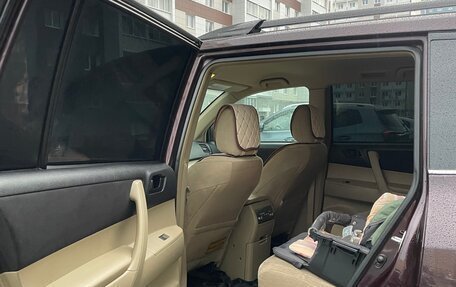 Toyota Highlander III, 2010 год, 1 635 000 рублей, 20 фотография