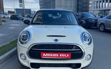 MINI Hatch, 2019 год, 2 350 000 рублей, 3 фотография