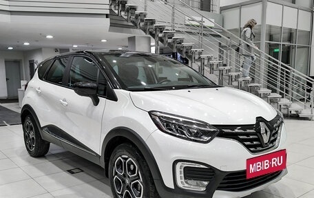 Renault Kaptur I рестайлинг, 2021 год, 1 599 000 рублей, 3 фотография