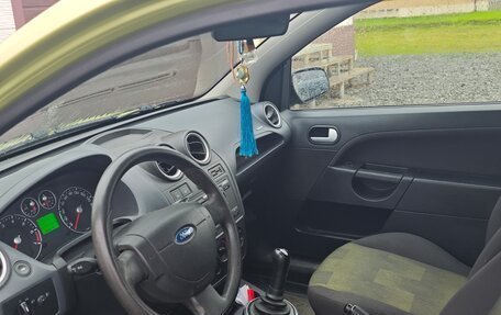 Ford Fiesta, 2006 год, 450 000 рублей, 9 фотография