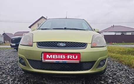 Ford Fiesta, 2006 год, 450 000 рублей, 2 фотография