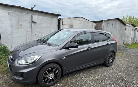 Hyundai Solaris II рестайлинг, 2014 год, 600 000 рублей, 4 фотография