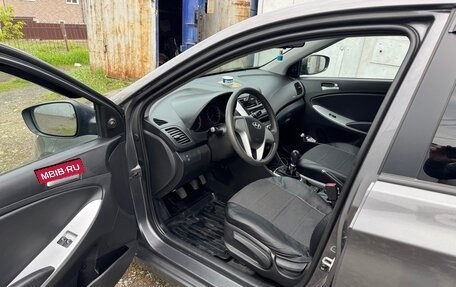 Hyundai Solaris II рестайлинг, 2014 год, 600 000 рублей, 5 фотография